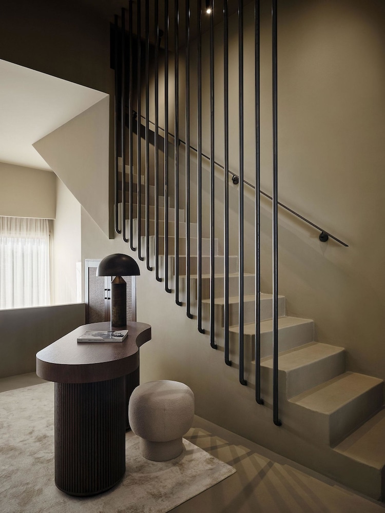 Andronis Concept — Hotel building in Imerovigli, South Aegean