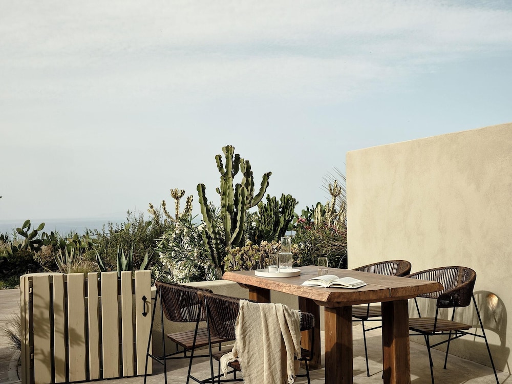 Andronis Concept — Restaurant & bars in Imerovigli, South Aegean