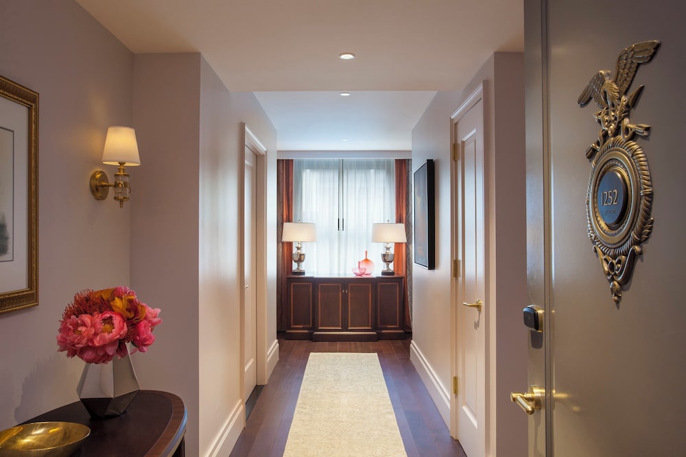 InterContinental New York Barclay by IHG — Hotel rooms in New York City, New York State
