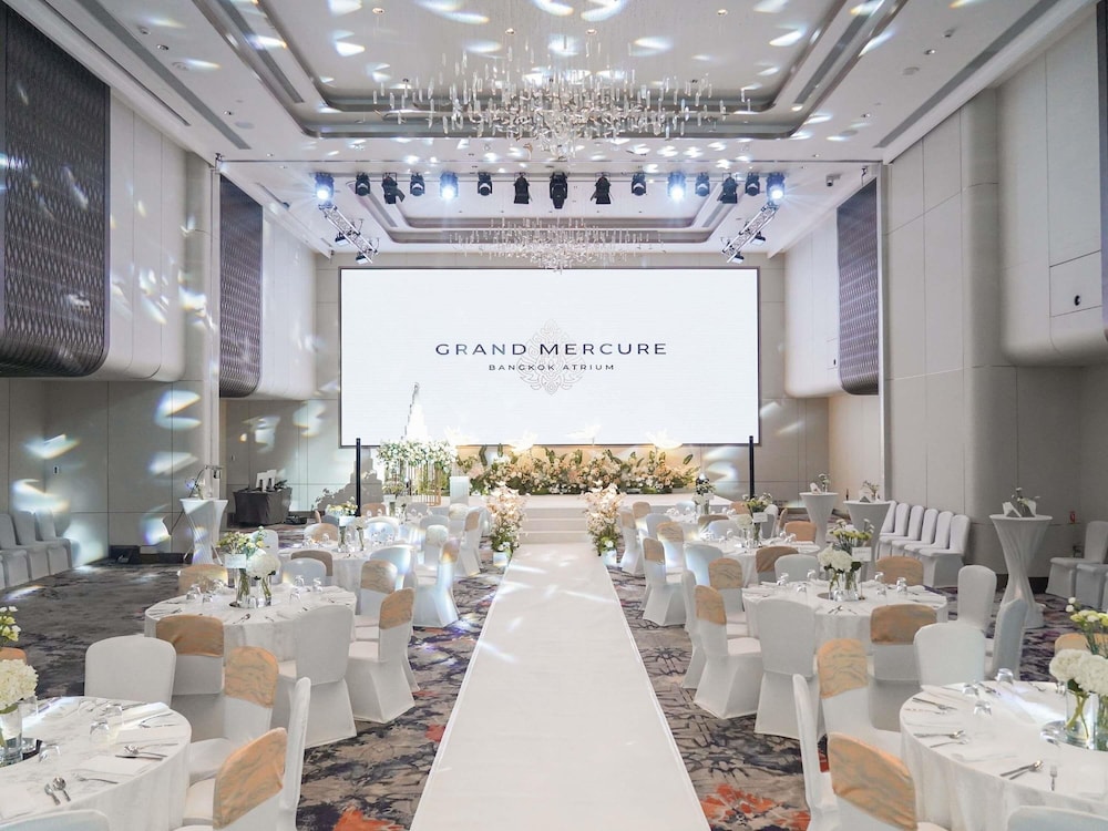 Grand Mercure Bangkok Atrium — Hotel building in Bangkok, Bangkok