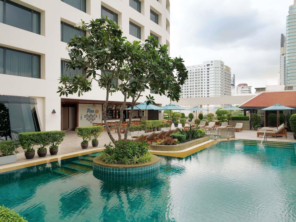 Grand Mercure Bangkok Atrium — Swimming pool in Bangkok, Bangkok