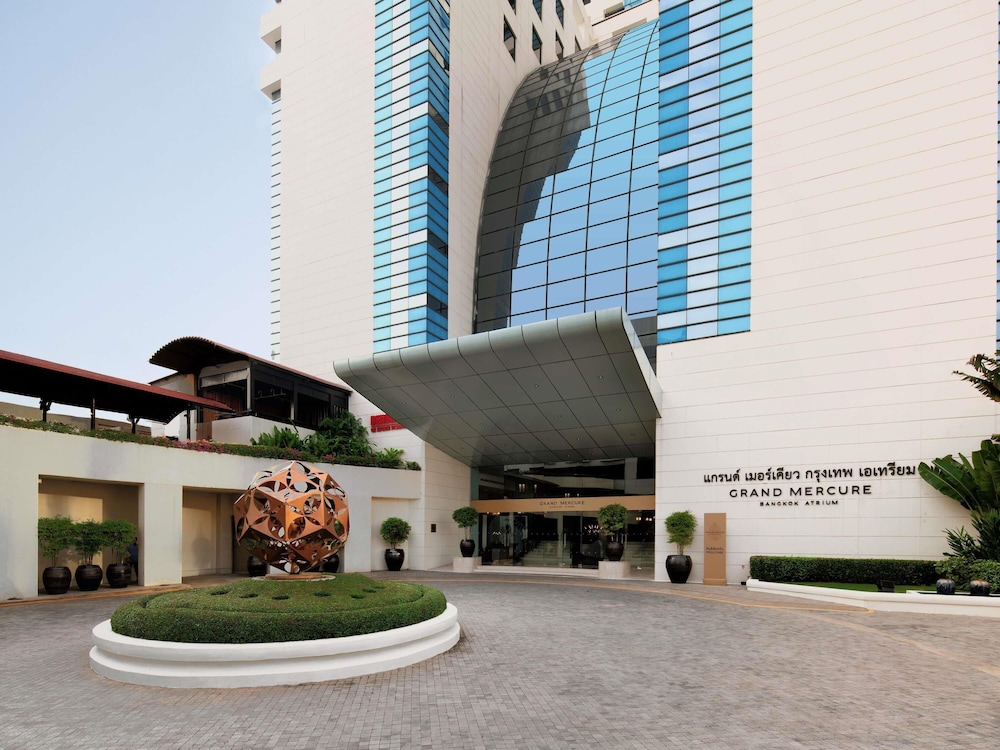 Grand Mercure Bangkok Atrium — Hotel building in Bangkok, Bangkok