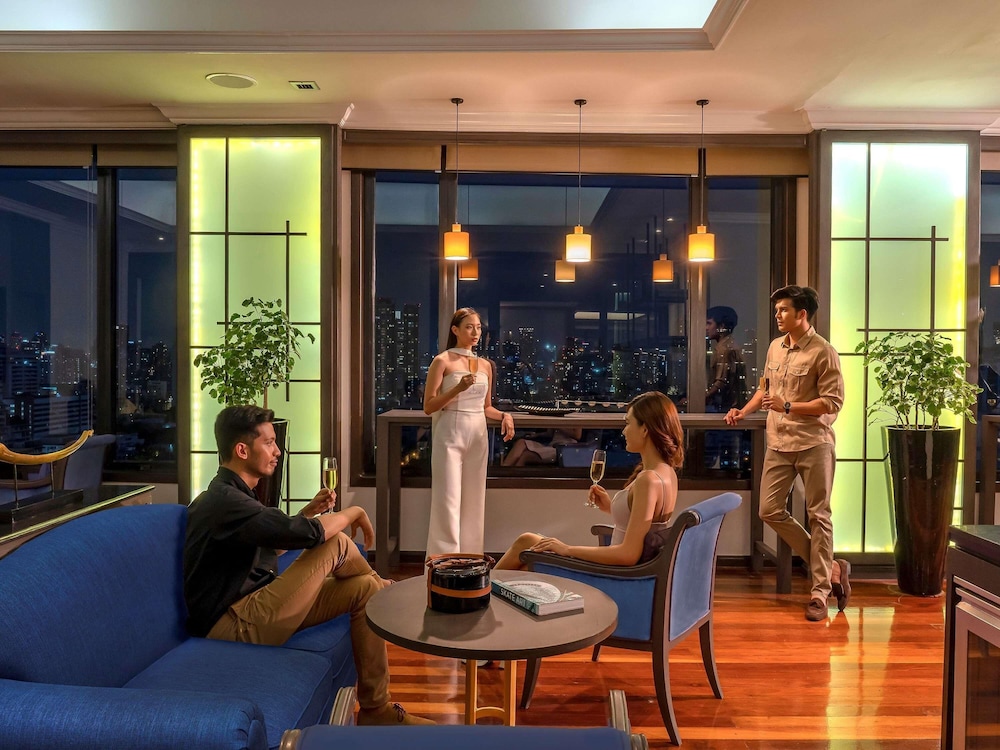 Grand Mercure Bangkok Atrium — Restaurant & bars in Bangkok, Bangkok