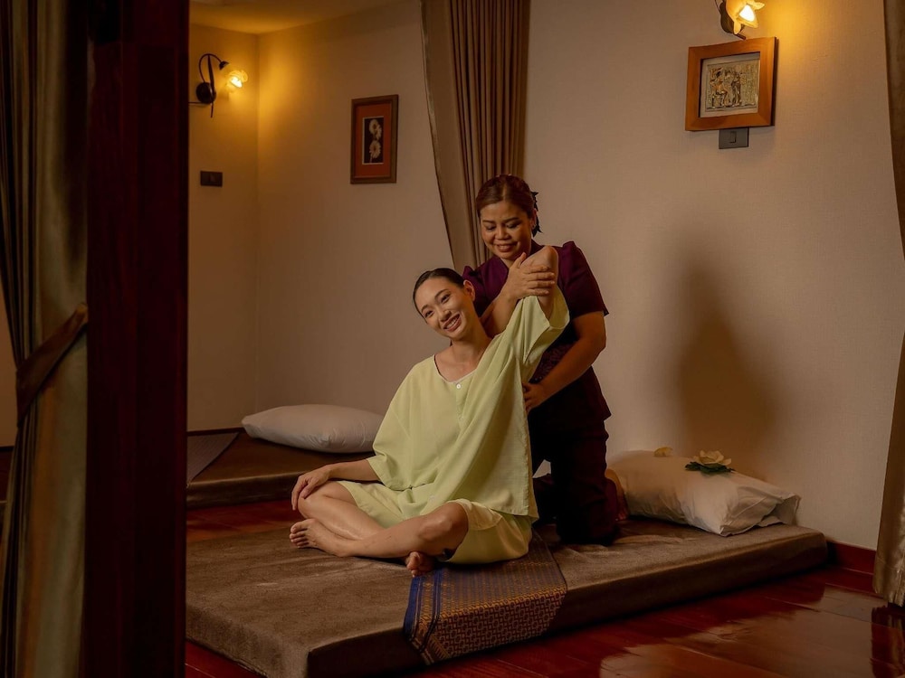 Grand Mercure Bangkok Atrium — Spa in Bangkok, Bangkok