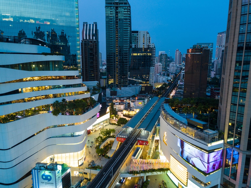Grand Mercure Bangkok Atrium — Attractions in the area in Bangkok, Bangkok