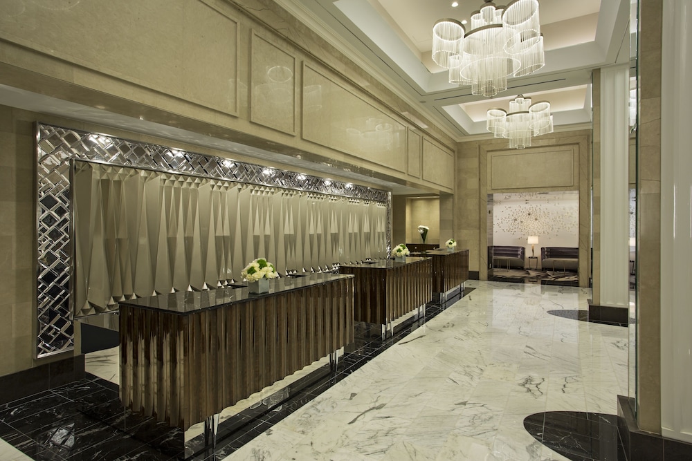 Loews Regency New York Hotel — Hotel building in New York City, New York State