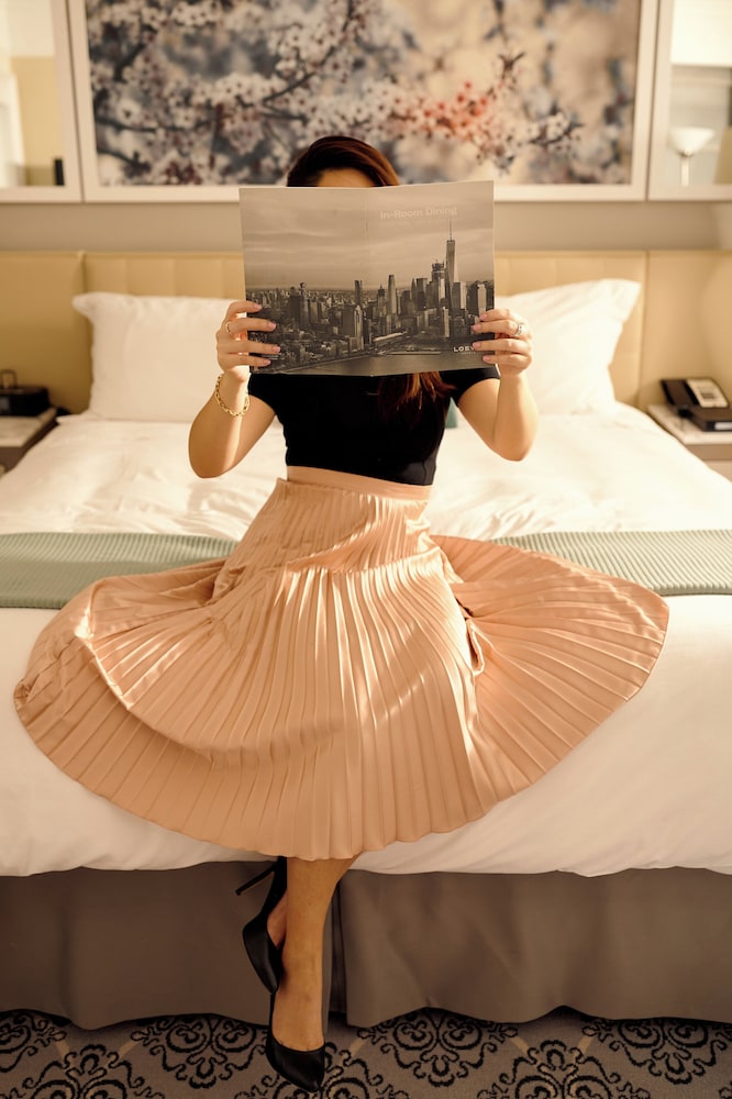 Loews Regency New York Hotel — Hotel rooms in New York City, New York State