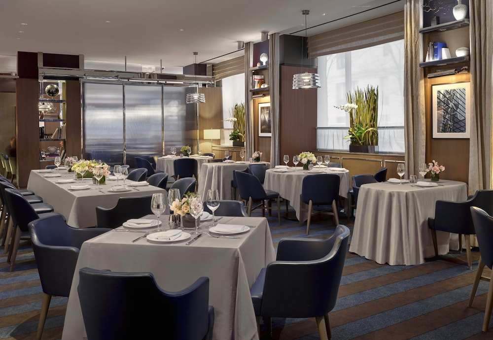 Loews Regency New York Hotel — Restaurant & bars in New York City, New York State