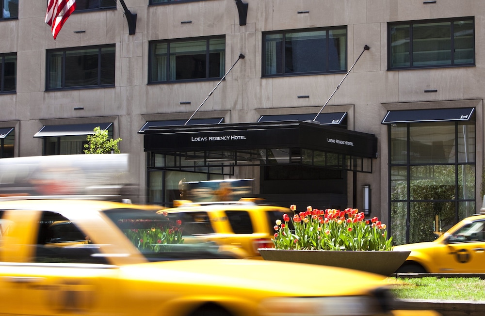 Loews Regency New York Hotel — Hotel building in New York City, New York State