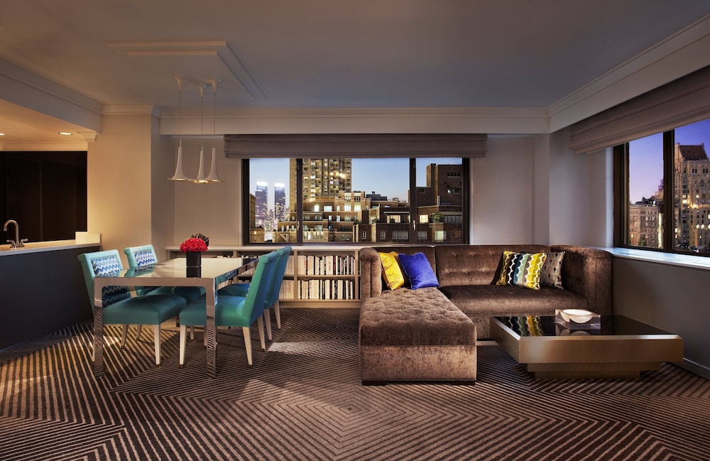 Loews Regency New York Hotel — Hotel rooms in New York City, New York State