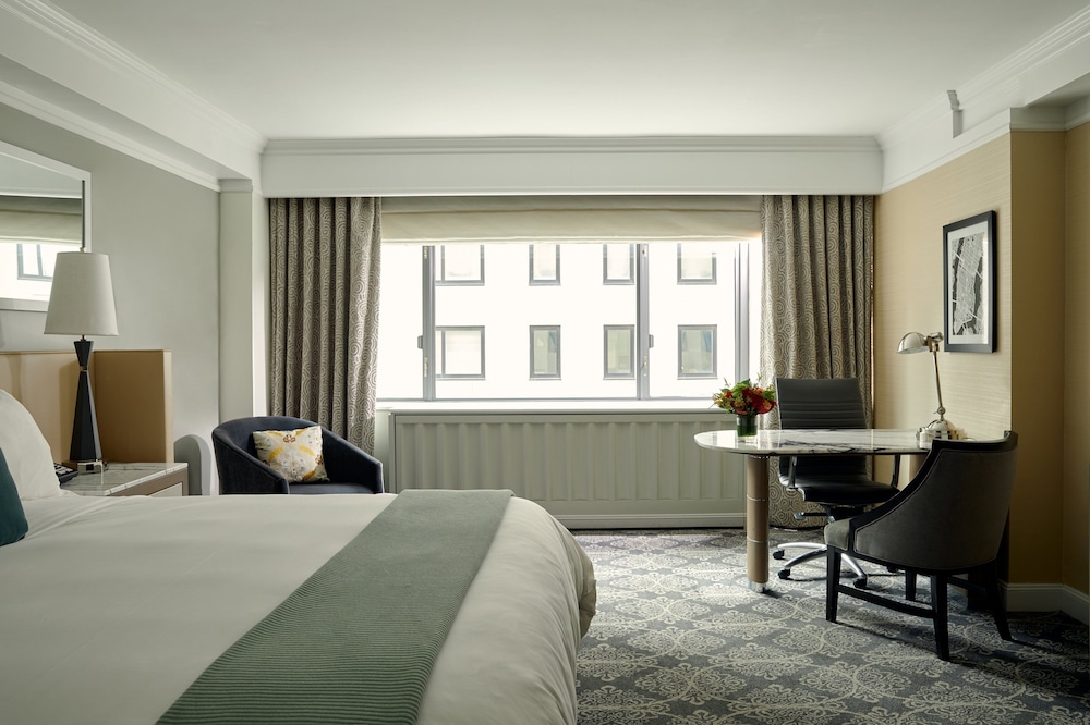 Loews Regency New York Hotel — Hotel rooms in New York City, New York State
