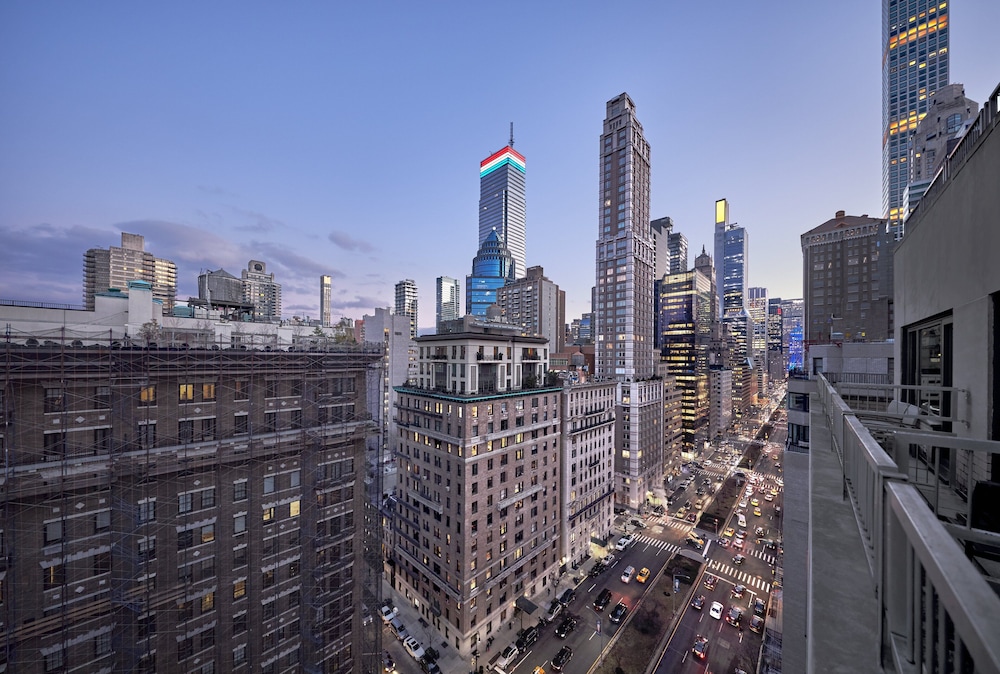 Loews Regency New York Hotel — Hotel building in New York City, New York State