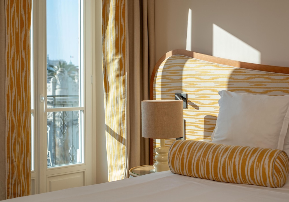 Hôtel Le Soleia by Inwood Hotels — Hotel rooms in Nice, Provence-Alpes-Cote d'Azur