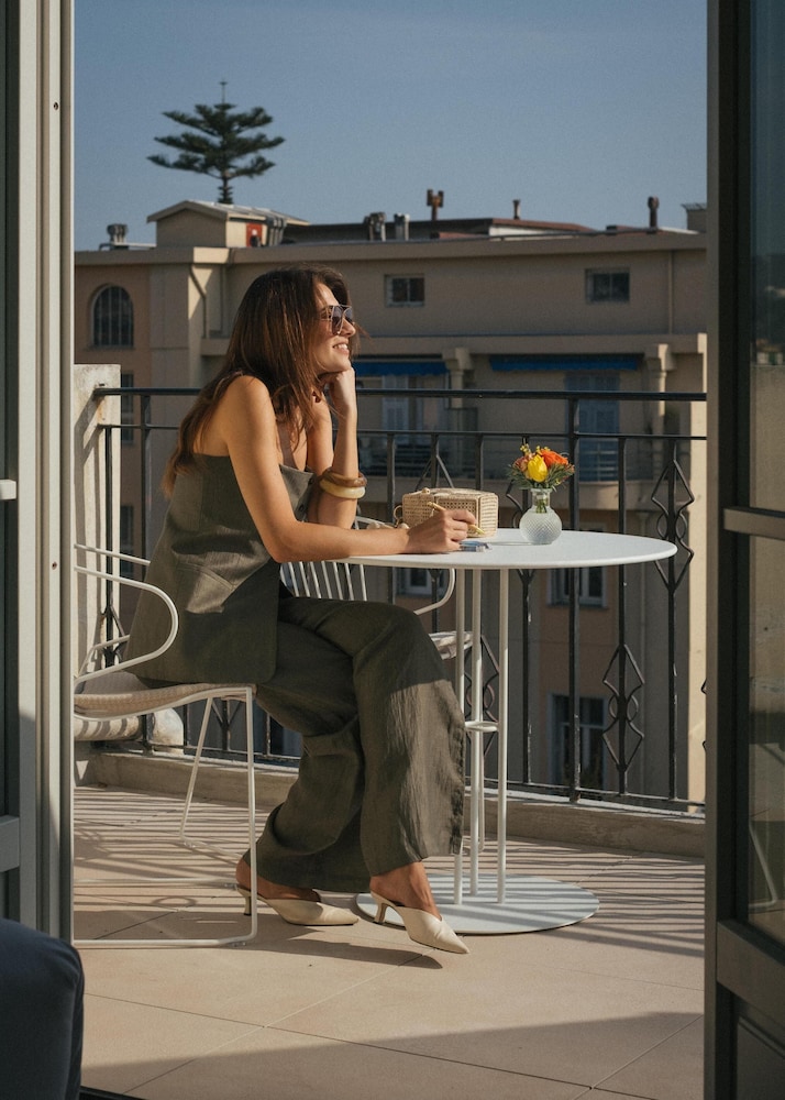 Hôtel Le Soleia by Inwood Hotels — Hotel building in Nice, Provence-Alpes-Cote d'Azur