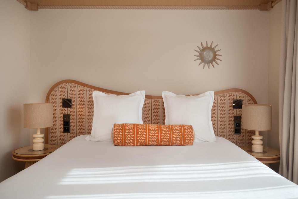 Hôtel Le Soleia by Inwood Hotels — Hotel rooms in Nice, Provence-Alpes-Cote d'Azur