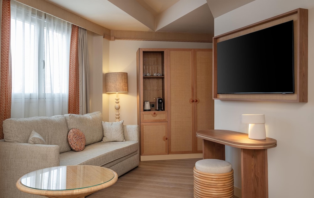 Hôtel Le Soleia by Inwood Hotels — Hotel rooms in Nice, Provence-Alpes-Cote d'Azur