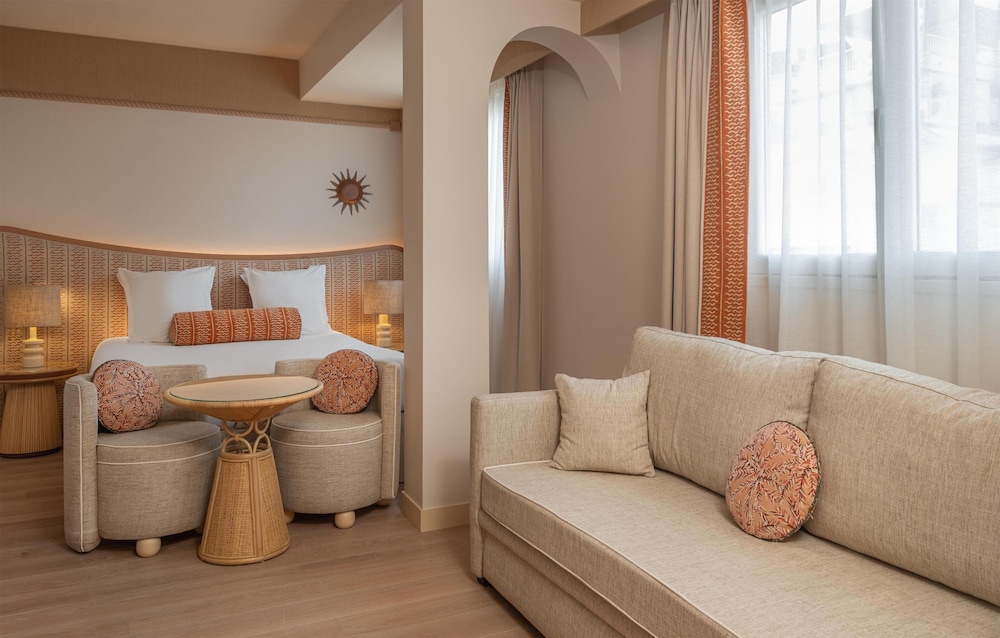 Hôtel Le Soleia by Inwood Hotels — Hotel rooms in Nice, Provence-Alpes-Cote d'Azur