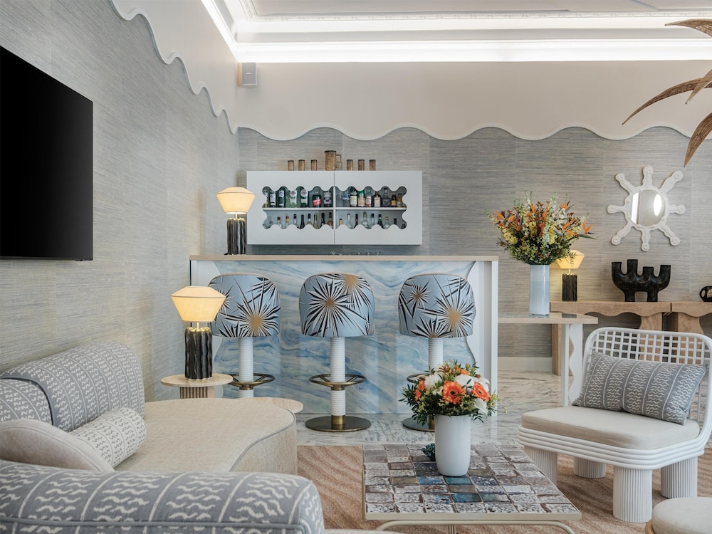 Hôtel Le Soleia by Inwood Hotels — Restaurant & bars in Nice, Provence-Alpes-Cote d'Azur