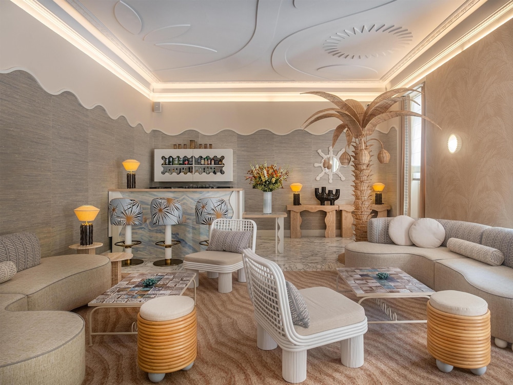 Hôtel Le Soleia by Inwood Hotels — Restaurant & bars in Nice, Provence-Alpes-Cote d'Azur