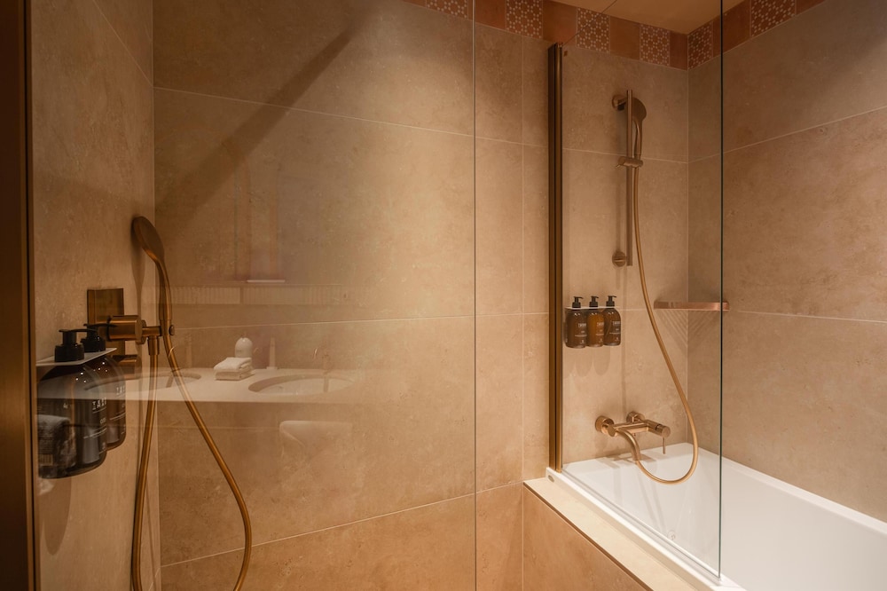 Hôtel Le Soleia by Inwood Hotels — Hotel rooms in Nice, Provence-Alpes-Cote d'Azur