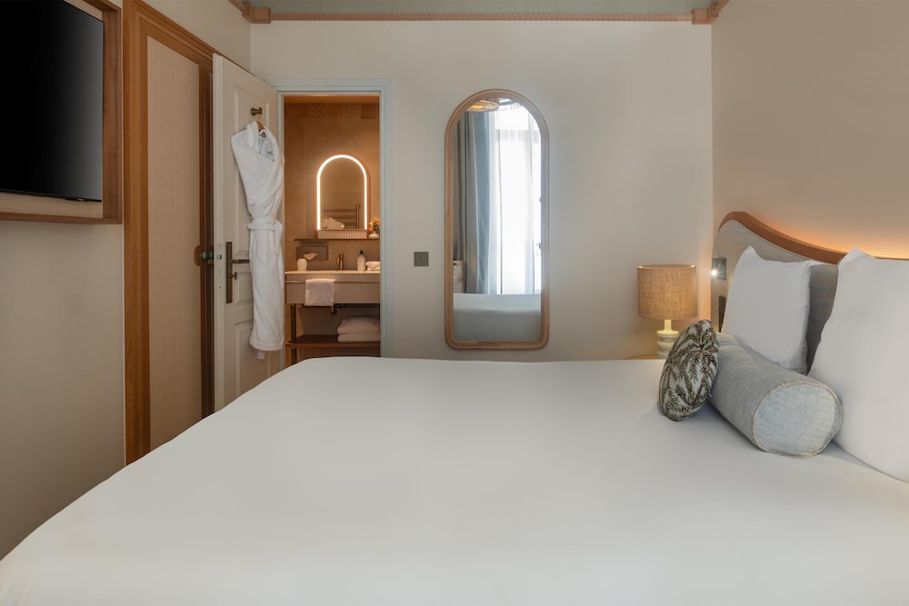 Hôtel Le Soleia by Inwood Hotels — Hotel rooms in Nice, Provence-Alpes-Cote d'Azur