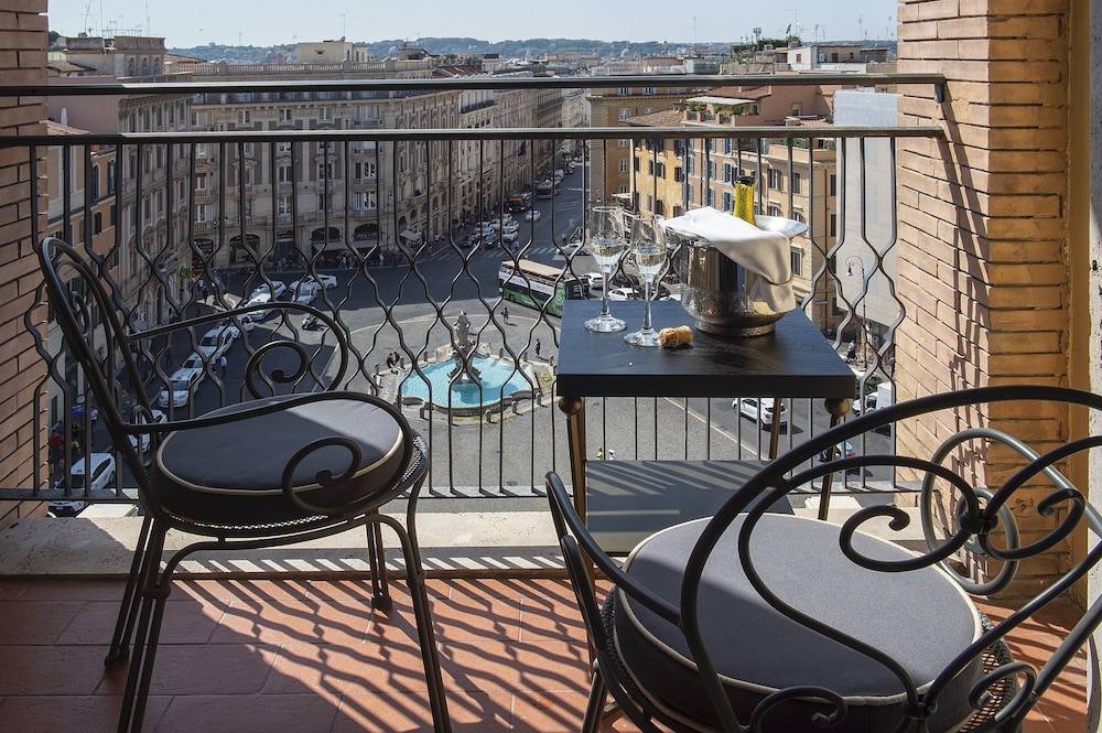 Sina Bernini Bristol, Autograph Collection — Hotel rooms in Rome, Lazio