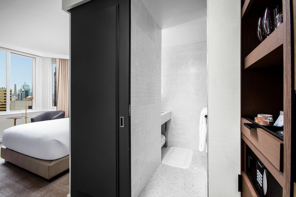 The London, a Luxury Collection Hotel, New York City — Hotel rooms in New York City, New York State