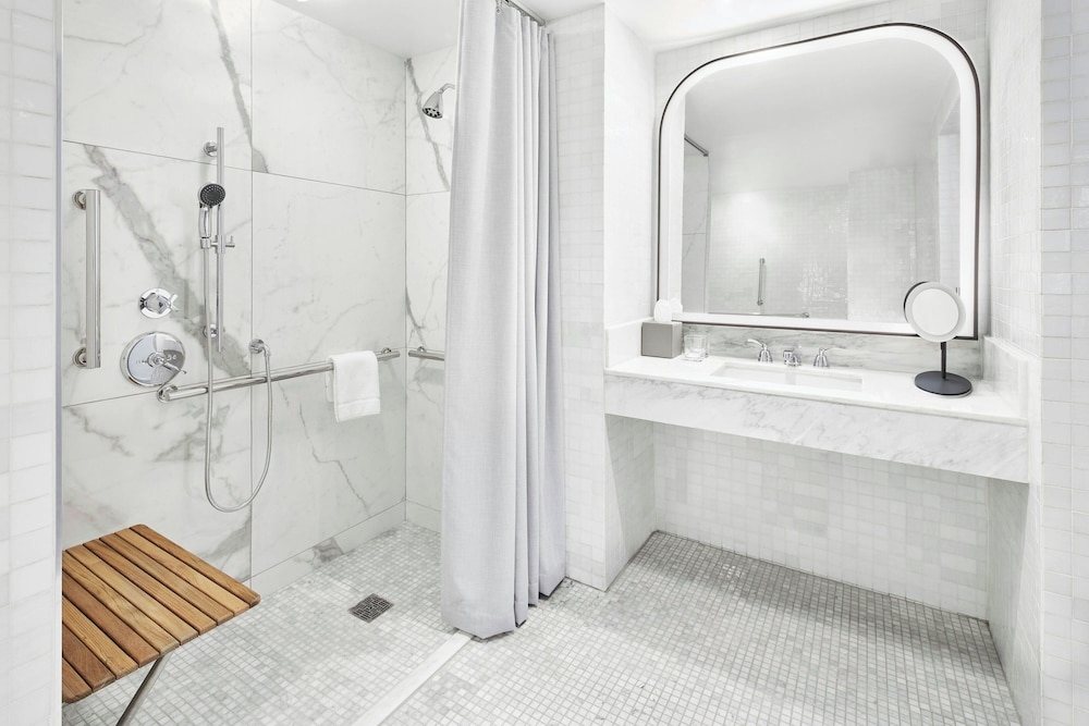 The London, a Luxury Collection Hotel, New York City — Hotel rooms in New York City, New York State