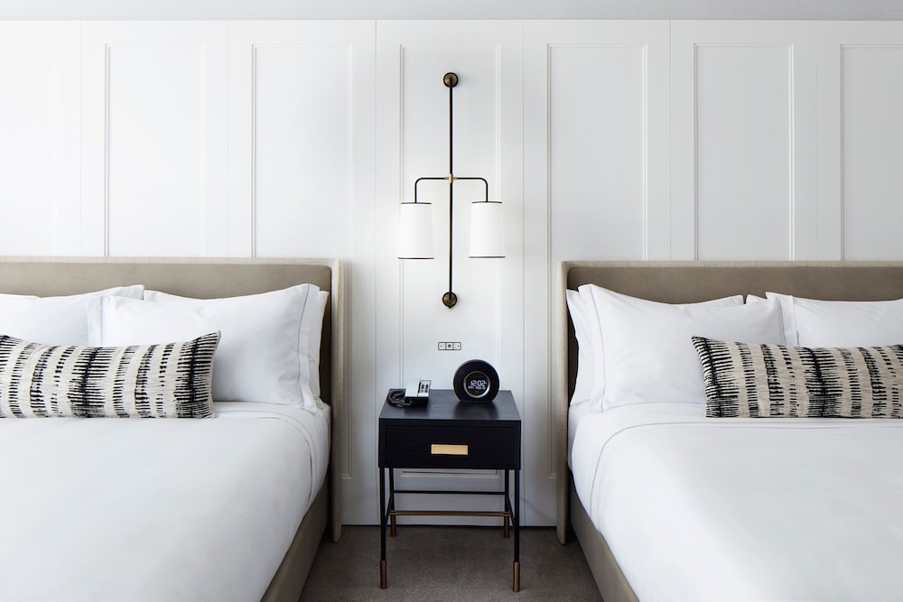 The London, a Luxury Collection Hotel, New York City — Hotel rooms in New York City, New York State
