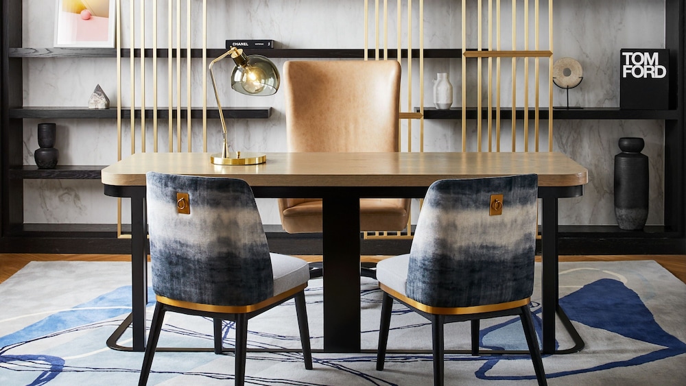The London, a Luxury Collection Hotel, New York City — Restaurant & bars in New York City, New York State