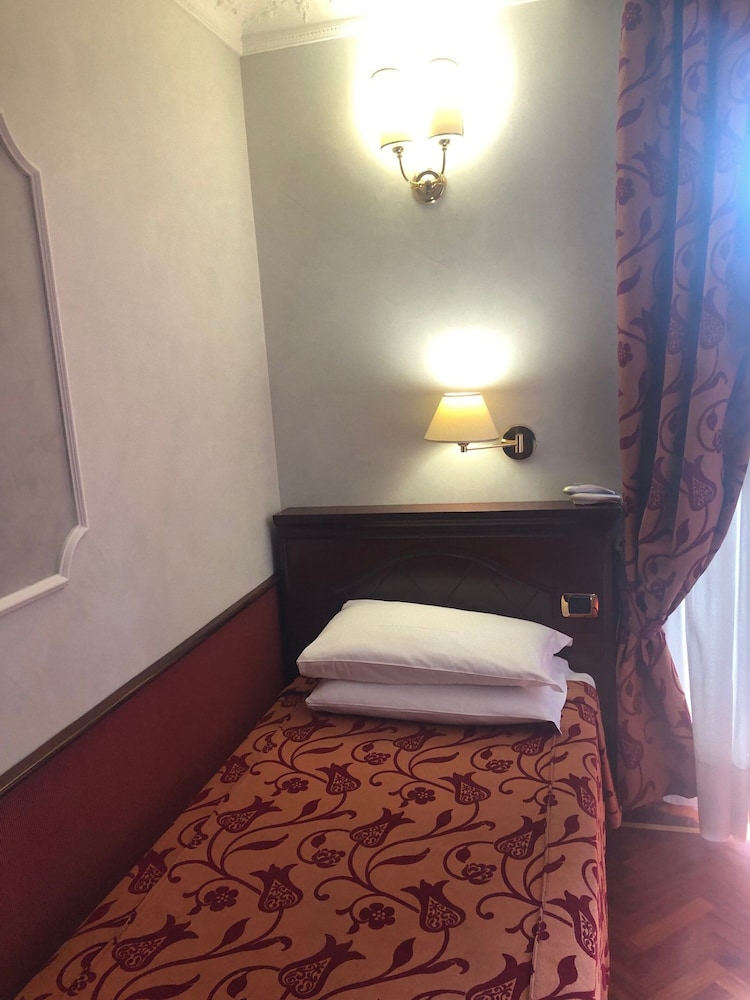 Hotel Best Roma — Hotel rooms in Rome, Lazio