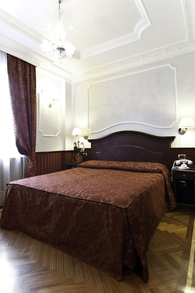 Hotel Best Roma — Hotel rooms in Rome, Lazio