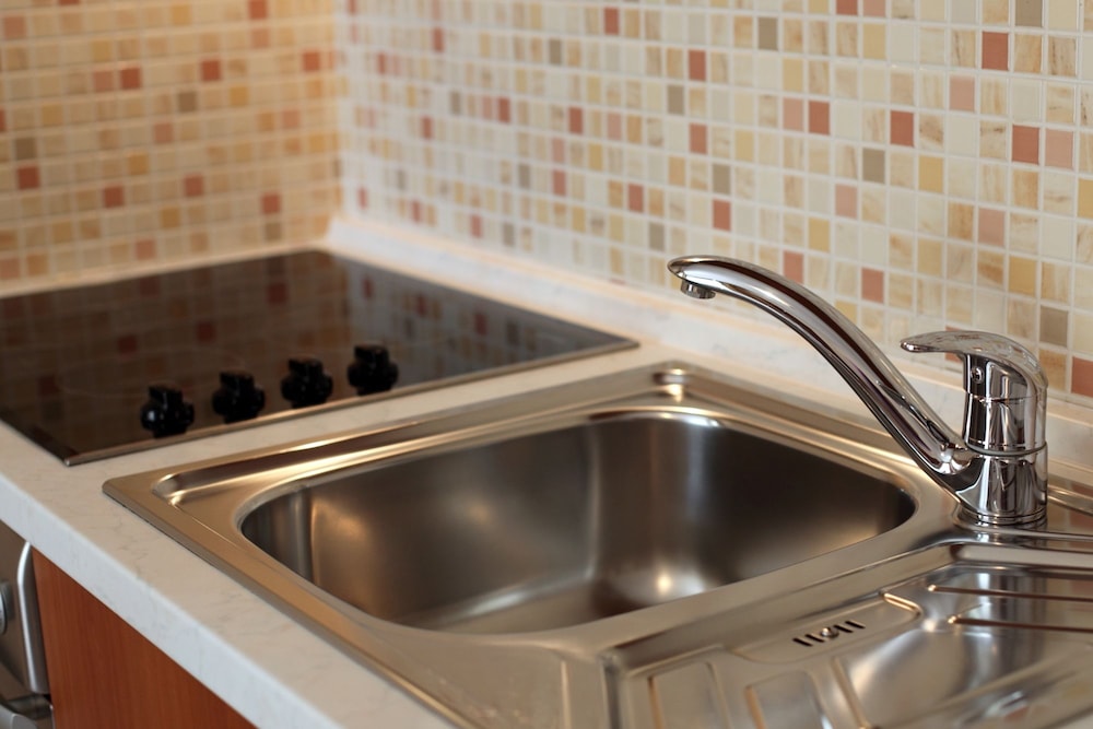 Apartments Ivana — Hotel rooms in Baška Voda, Split-Dalmatia