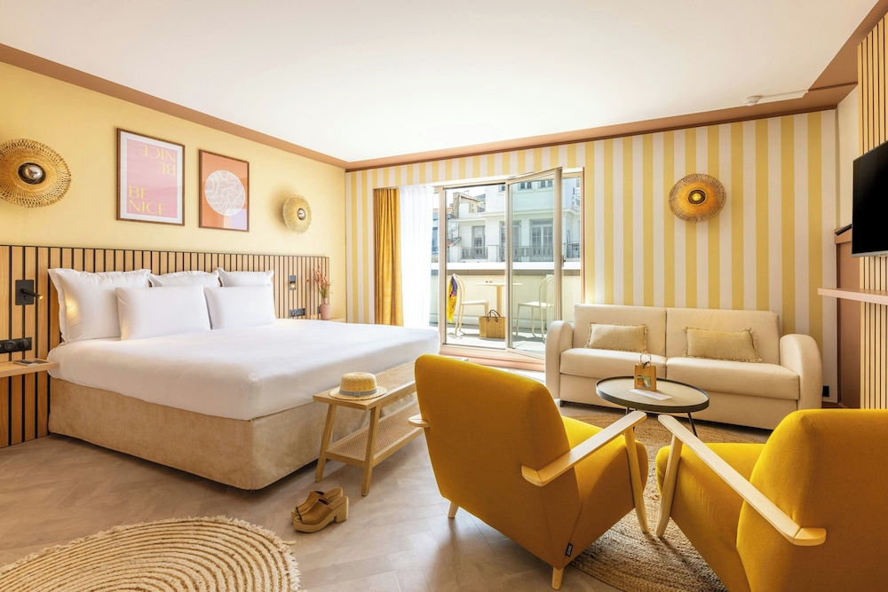 Nice Centre Hotel — Hotel rooms in Nice, Provence-Alpes-Cote d'Azur