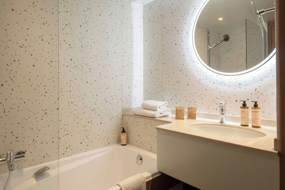Nice Centre Hotel — Hotel rooms in Nice, Provence-Alpes-Cote d'Azur