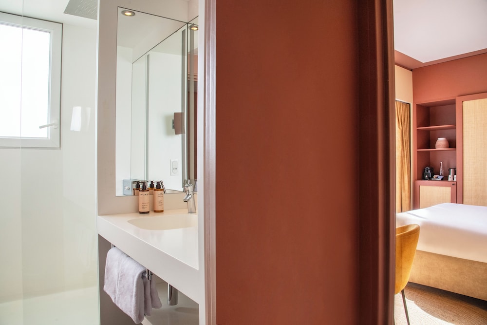 Nice Centre Hotel — Hotel rooms in Nice, Provence-Alpes-Cote d'Azur