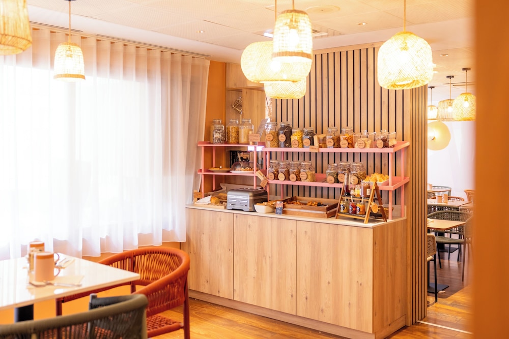 Nice Centre Hotel — Restaurant & bars in Nice, Provence-Alpes-Cote d'Azur