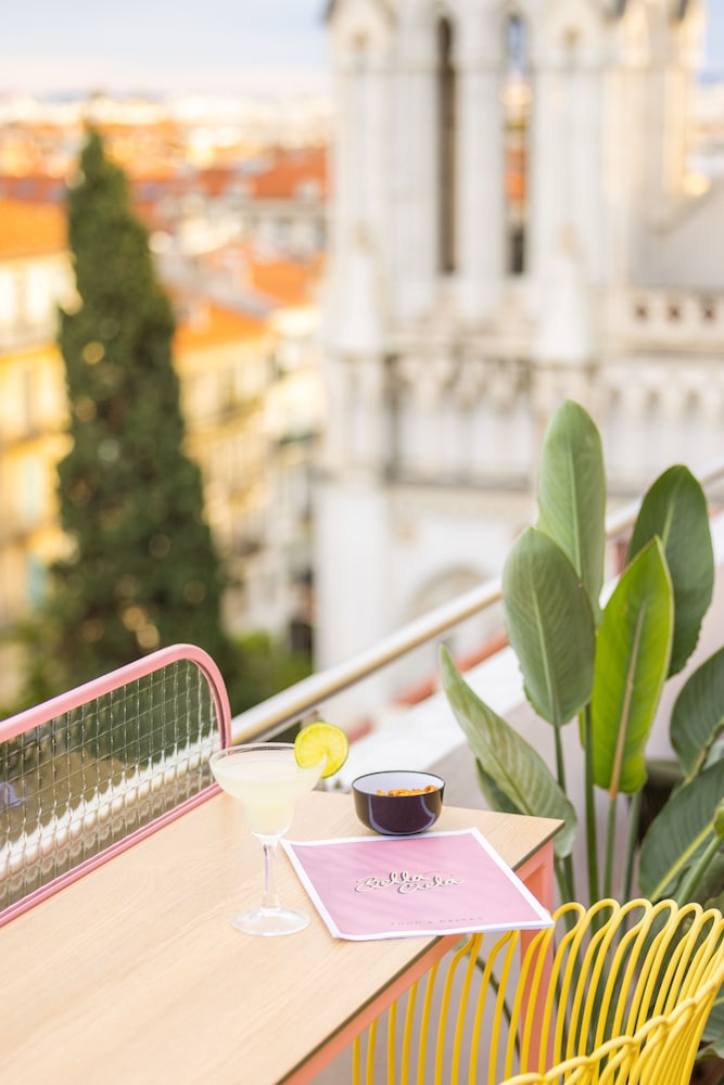 Nice Centre Hotel — Restaurant & bars in Nice, Provence-Alpes-Cote d'Azur