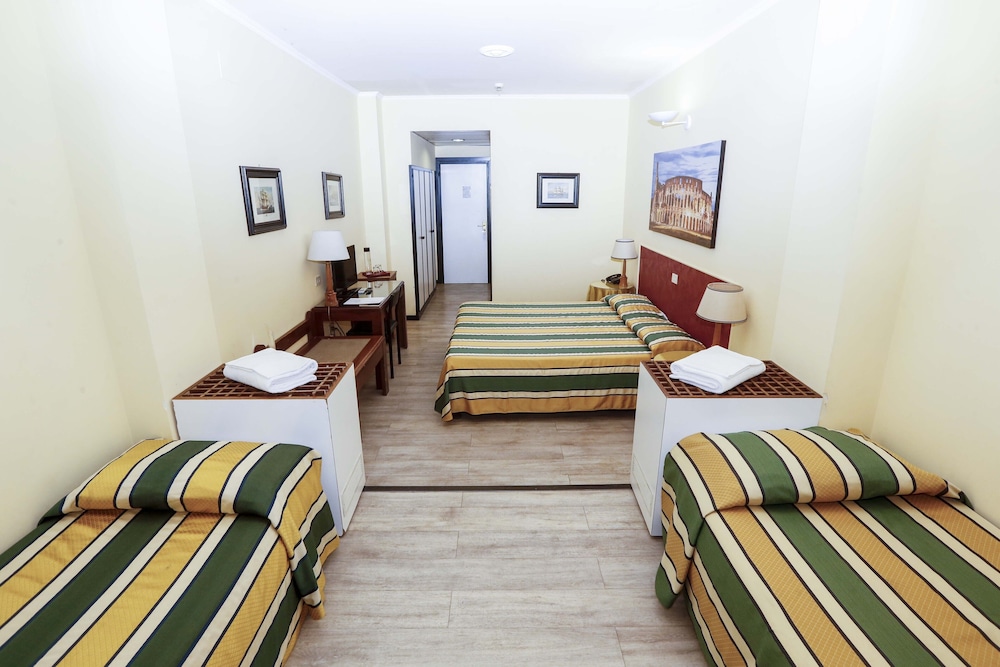 Hotel Giardino D'Europa — Hotel rooms in Rome, Lazio