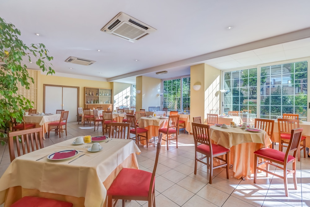 Hotel Giardino D'Europa — Restaurant & bars in Rome, Lazio