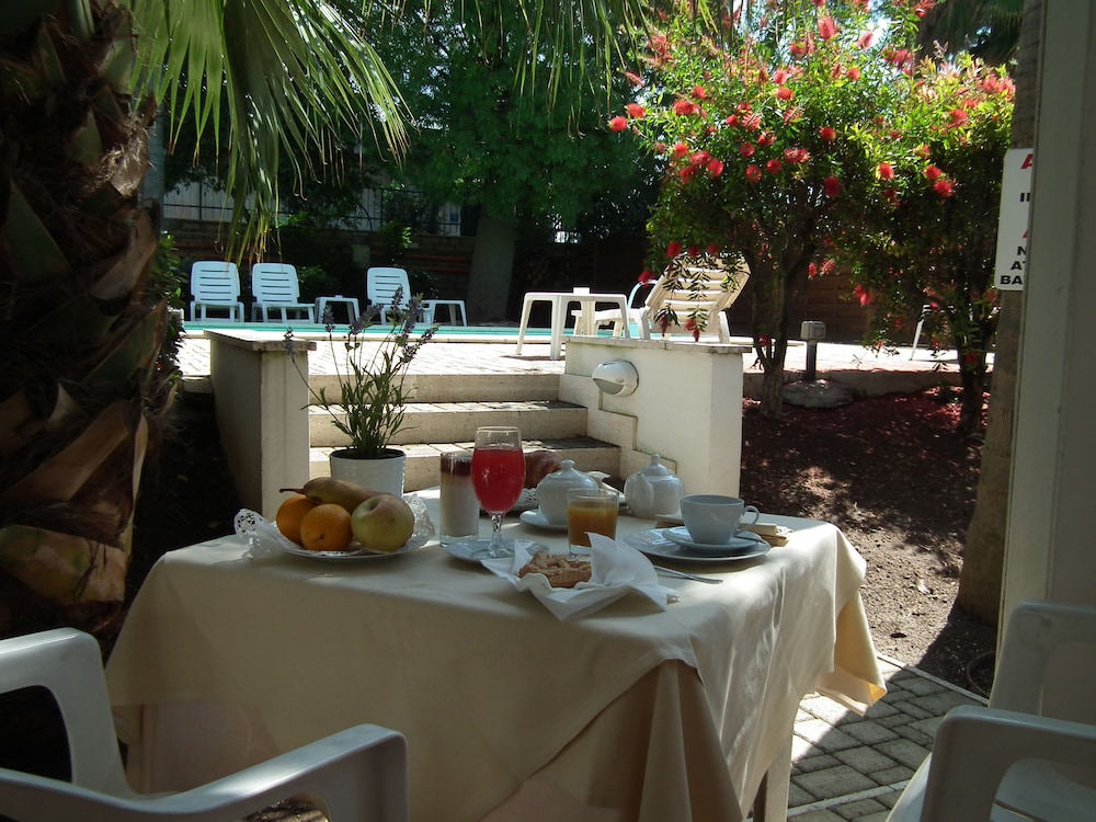Hotel Giardino D'Europa — Hotel building in Rome, Lazio