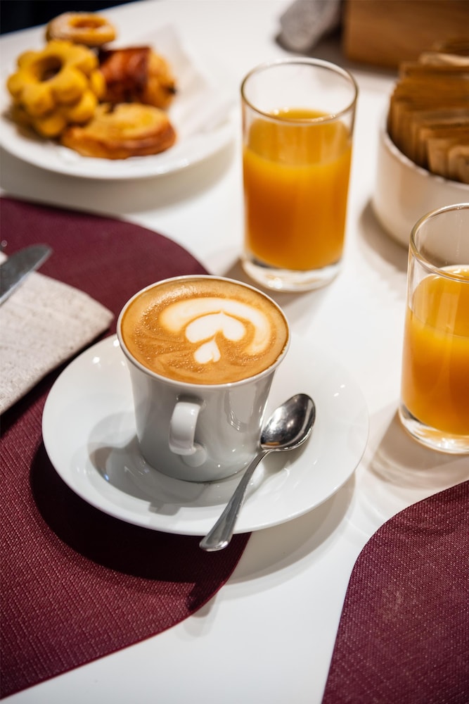 Best Western Premier Hotel Royal Santina — Restaurant & bars in Rome, Lazio