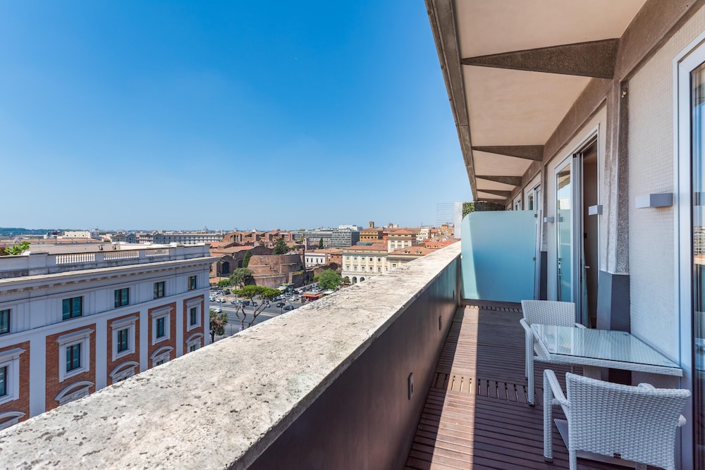 Best Western Premier Hotel Royal Santina — Attractions in the area in Rome, Lazio