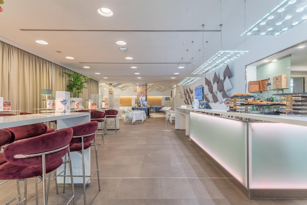 Best Western Premier Hotel Royal Santina — Restaurant & bars in Rome, Lazio