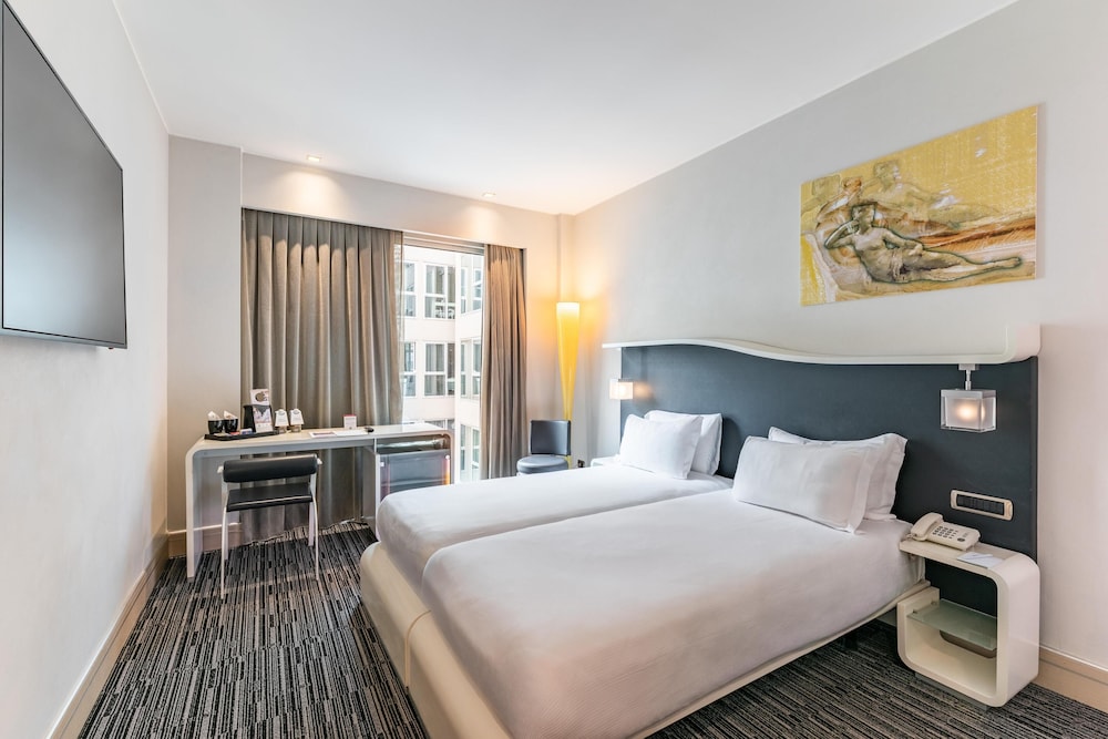 Best Western Premier Hotel Royal Santina — Hotel rooms in Rome, Lazio