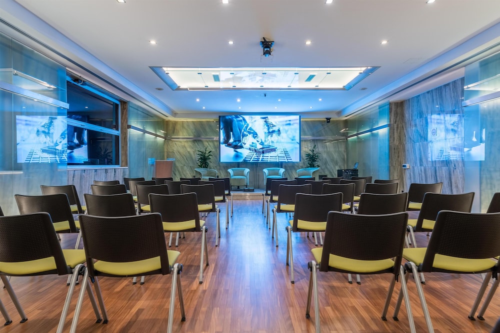 Best Western Premier Hotel Royal Santina — Hotel building in Rome, Lazio