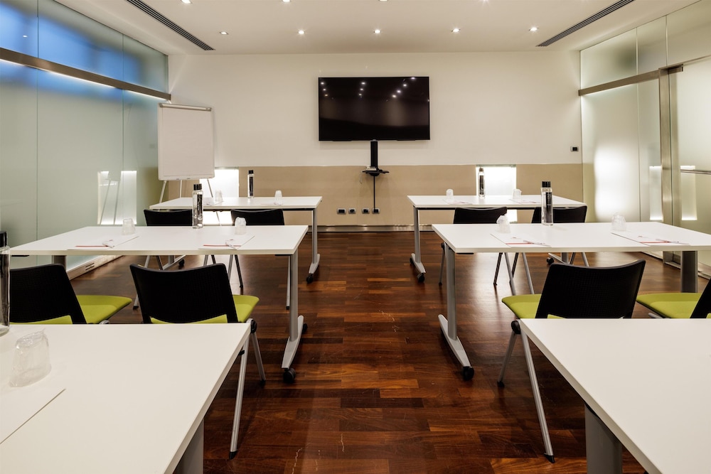 Best Western Premier Hotel Royal Santina — Hotel building in Rome, Lazio