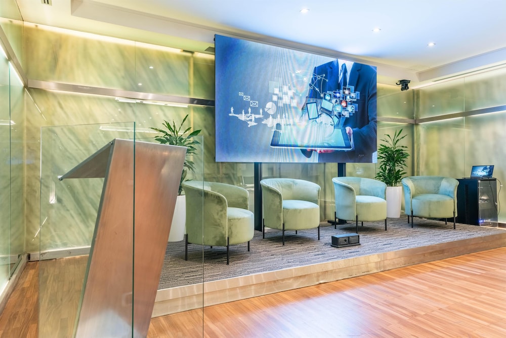 Best Western Premier Hotel Royal Santina — Hotel building in Rome, Lazio