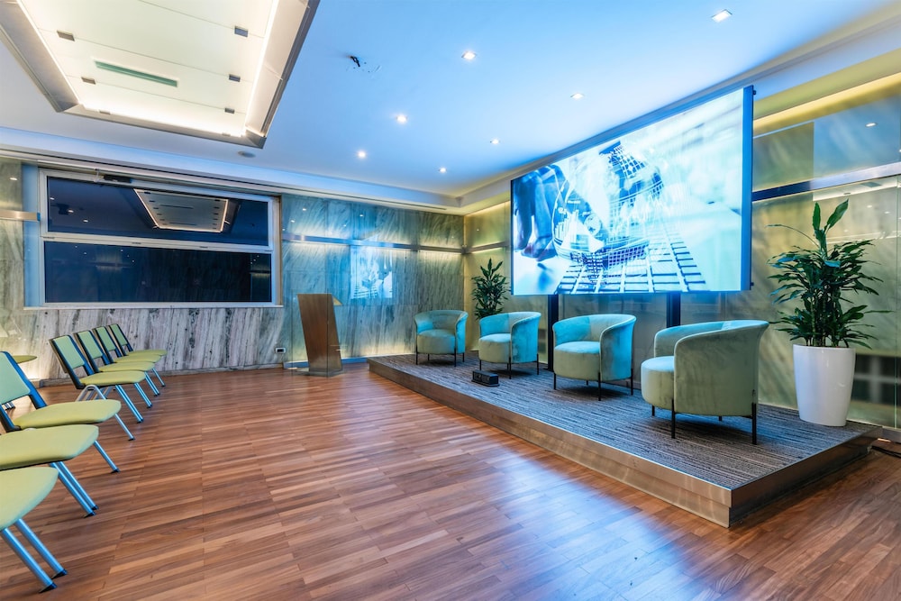 Best Western Premier Hotel Royal Santina — Hotel building in Rome, Lazio