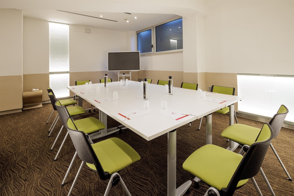 Best Western Premier Hotel Royal Santina — Hotel building in Rome, Lazio